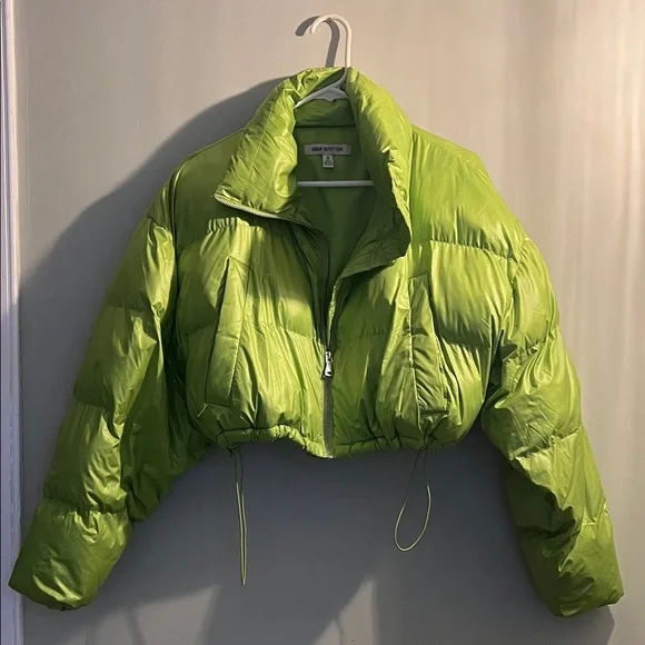 🌺50% OFF ALL BUNDLES🌺 URBAN OUTFITTERS Cropped Lime Neon Puffer Jacket - Picture 2 of 6